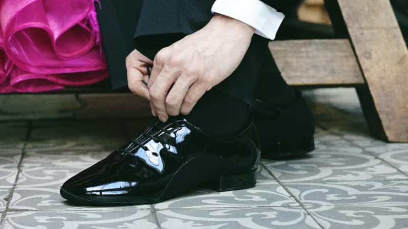 Men’s Dance Shoes — The Ultimate Guide